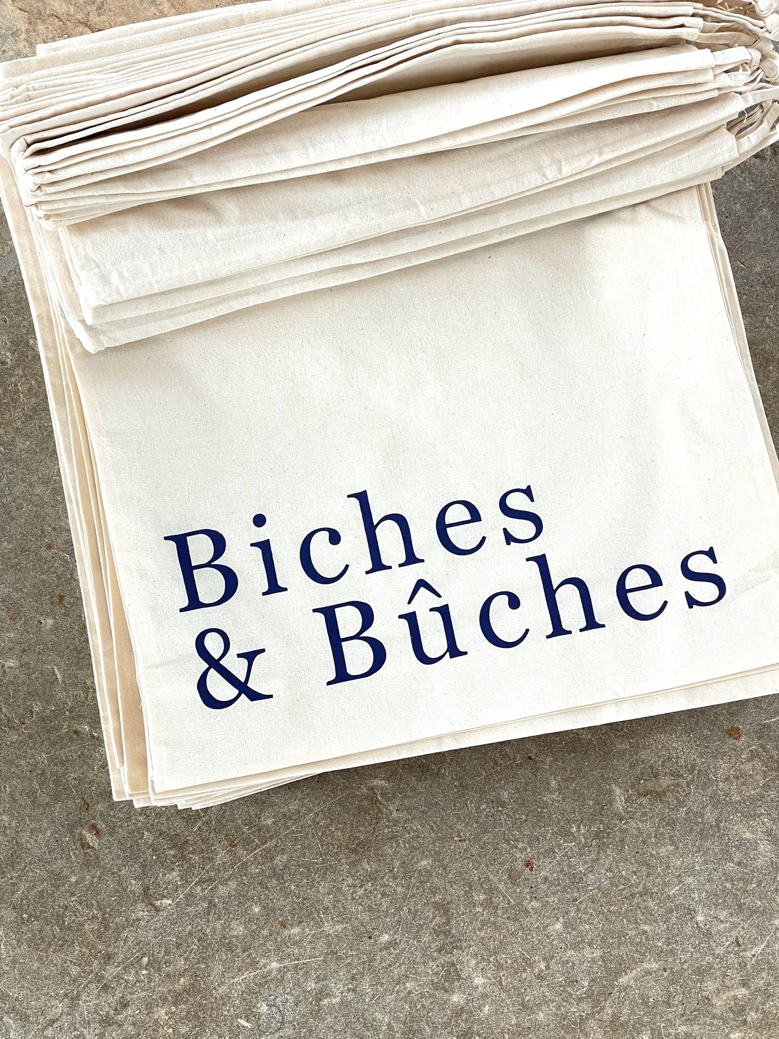 WH - The Biches & Bûches Pouch