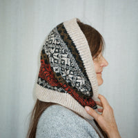 Biches & Bûches no. 31 Norwegian Cowl