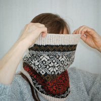 Biches & Bûches no. 31 Norwegian Cowl