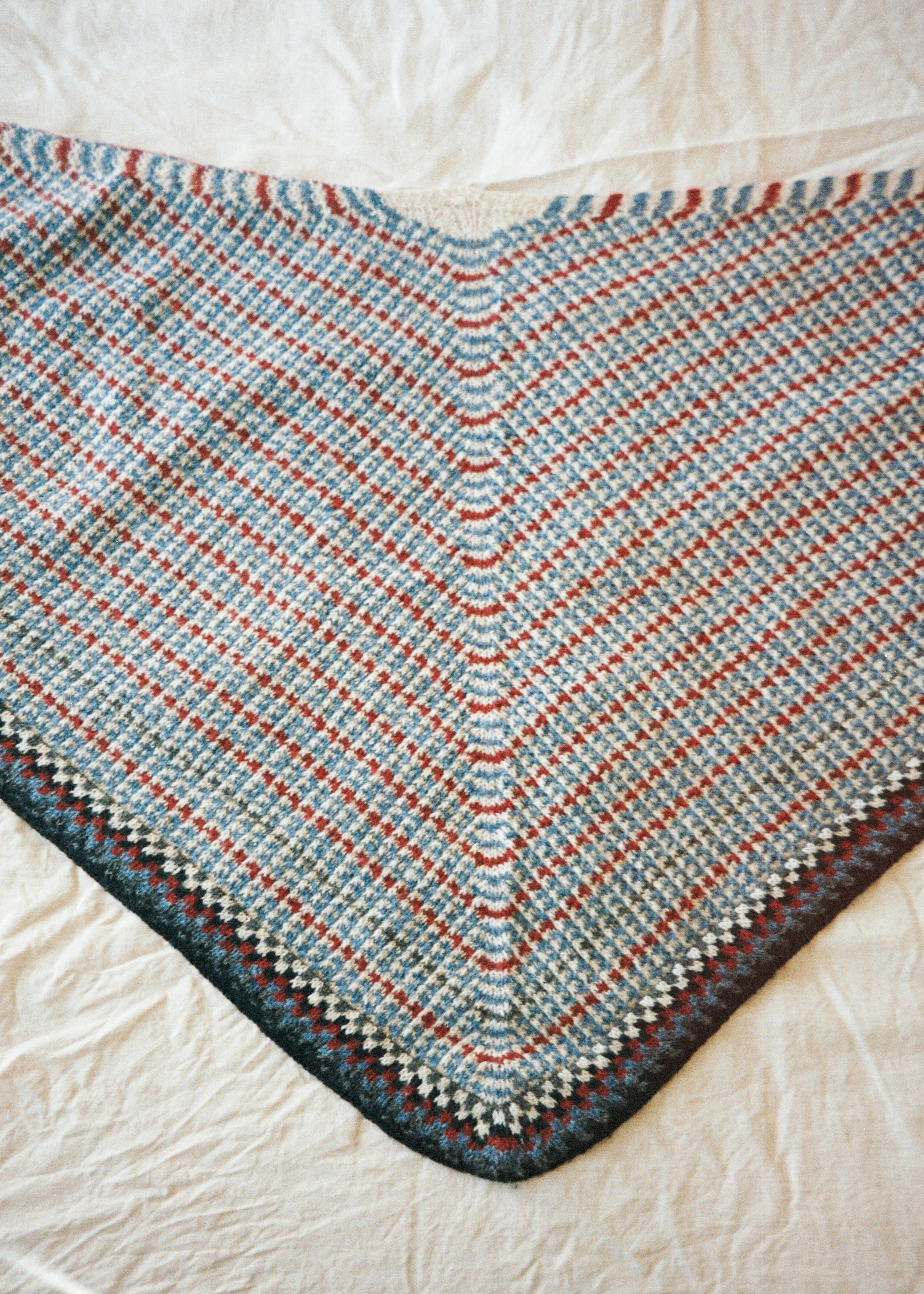 WH - Biches & Bûches no. 41 - pdf pattern in English