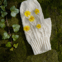 Moufles Welcome to my Garden by Laura Menéndez