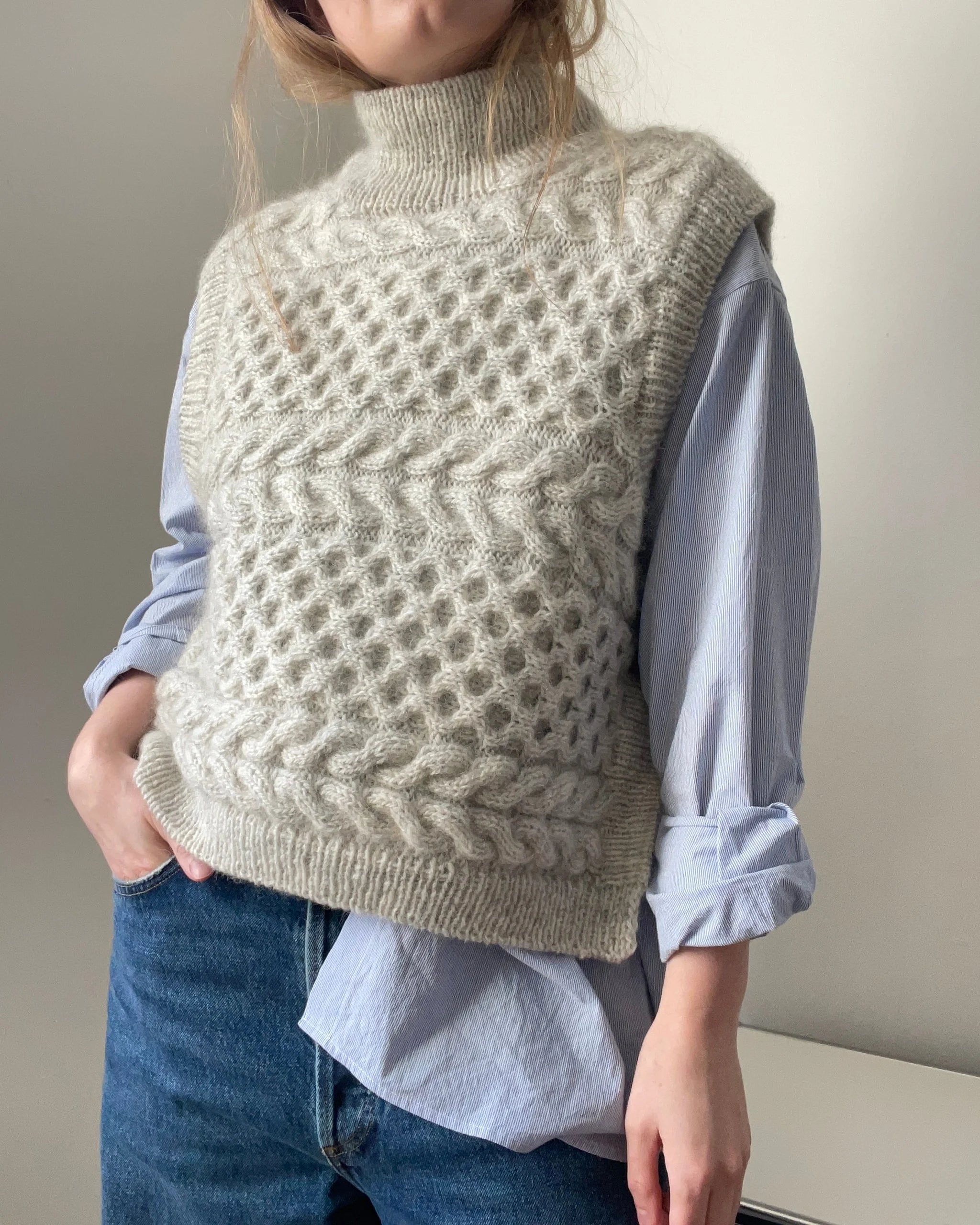 Eurus Slipover by AegyoKnit x Hjelholt