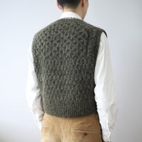 Nid Dickey-Vest by Rui Yamamuro