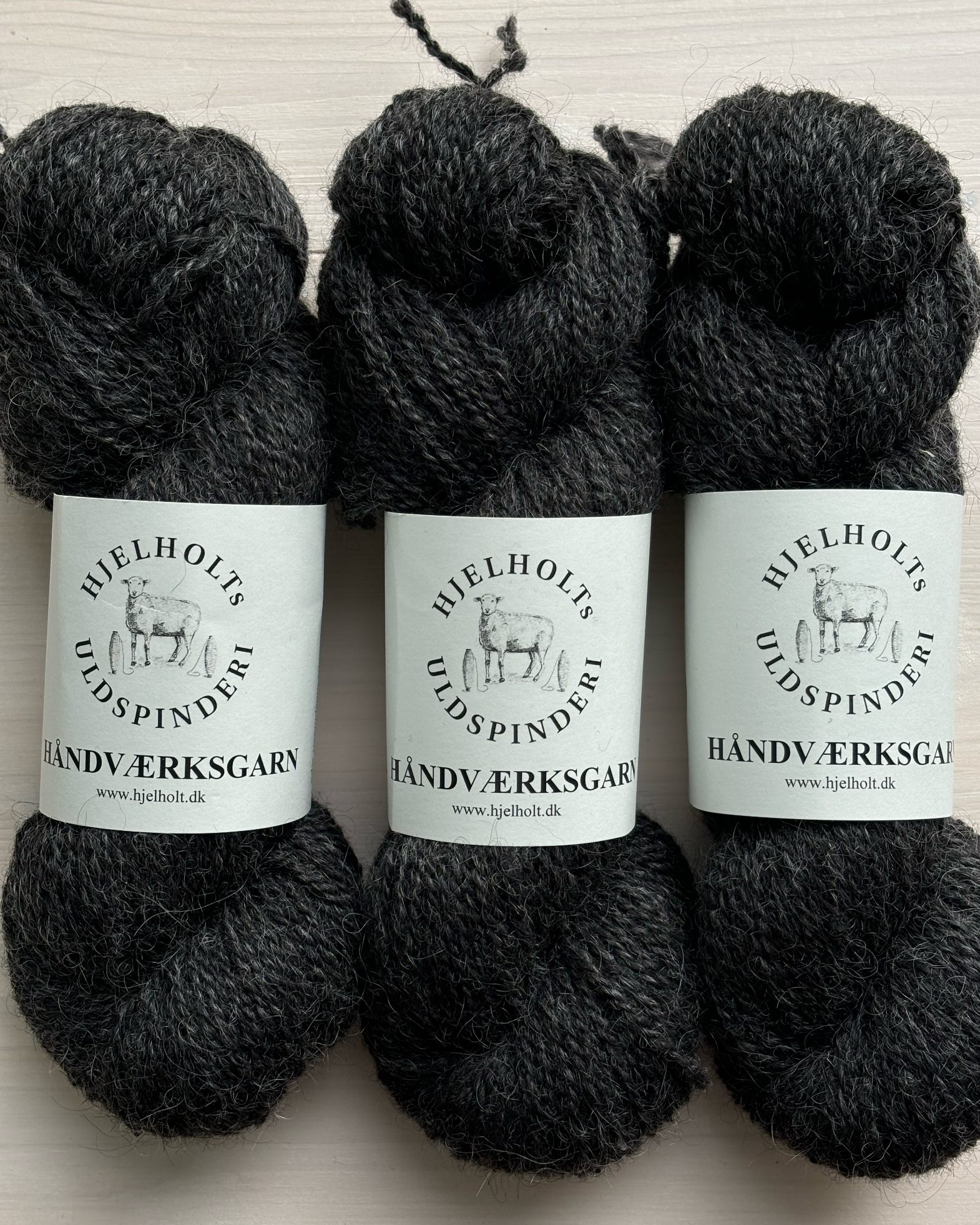 Eurus Slipover by AegyoKnit x Hjelholt