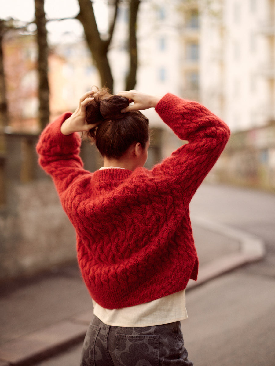 Bada Sweater by Soumine Kim x Laine Magazine