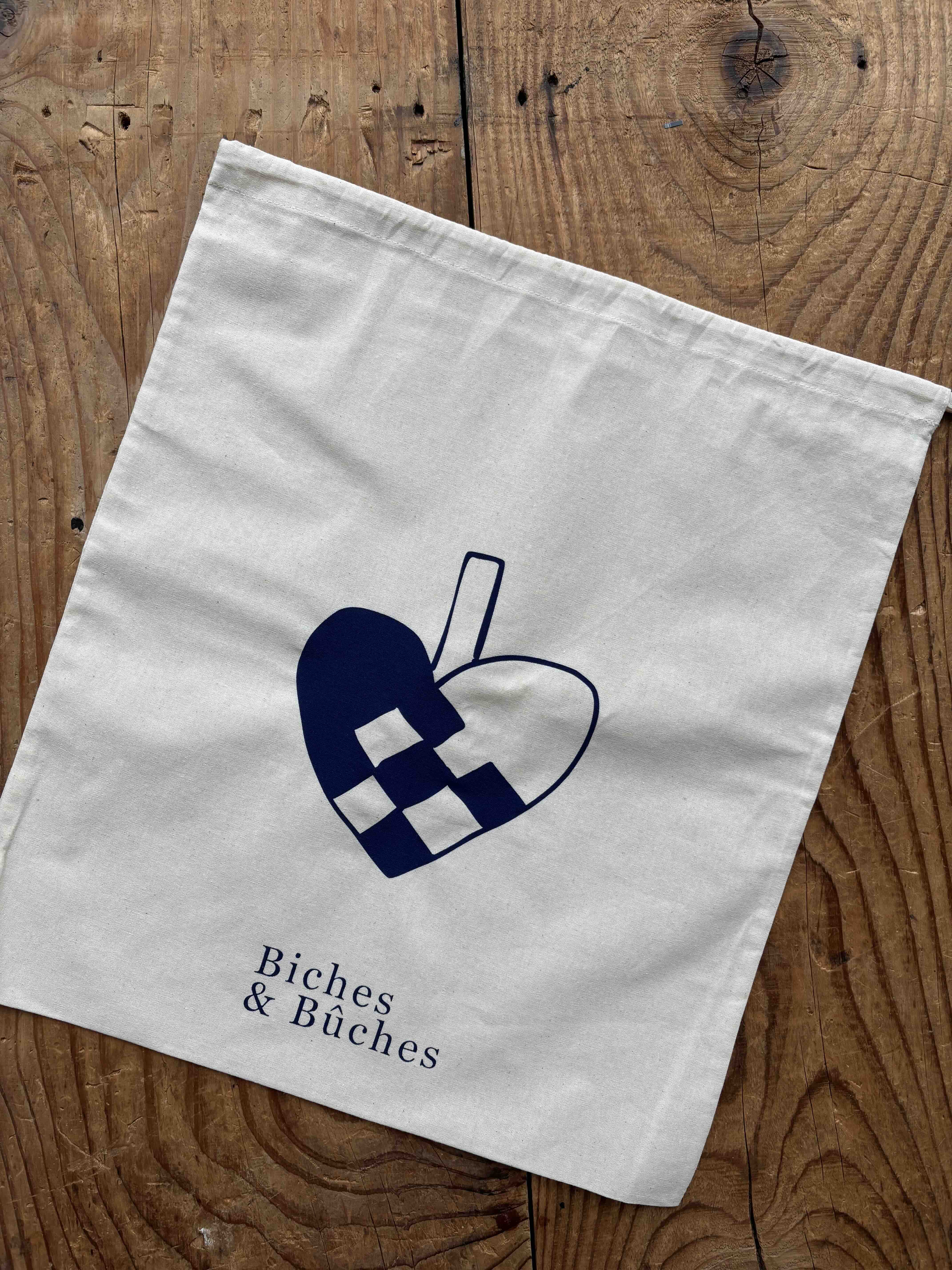 The Biches & Bûches Pouch