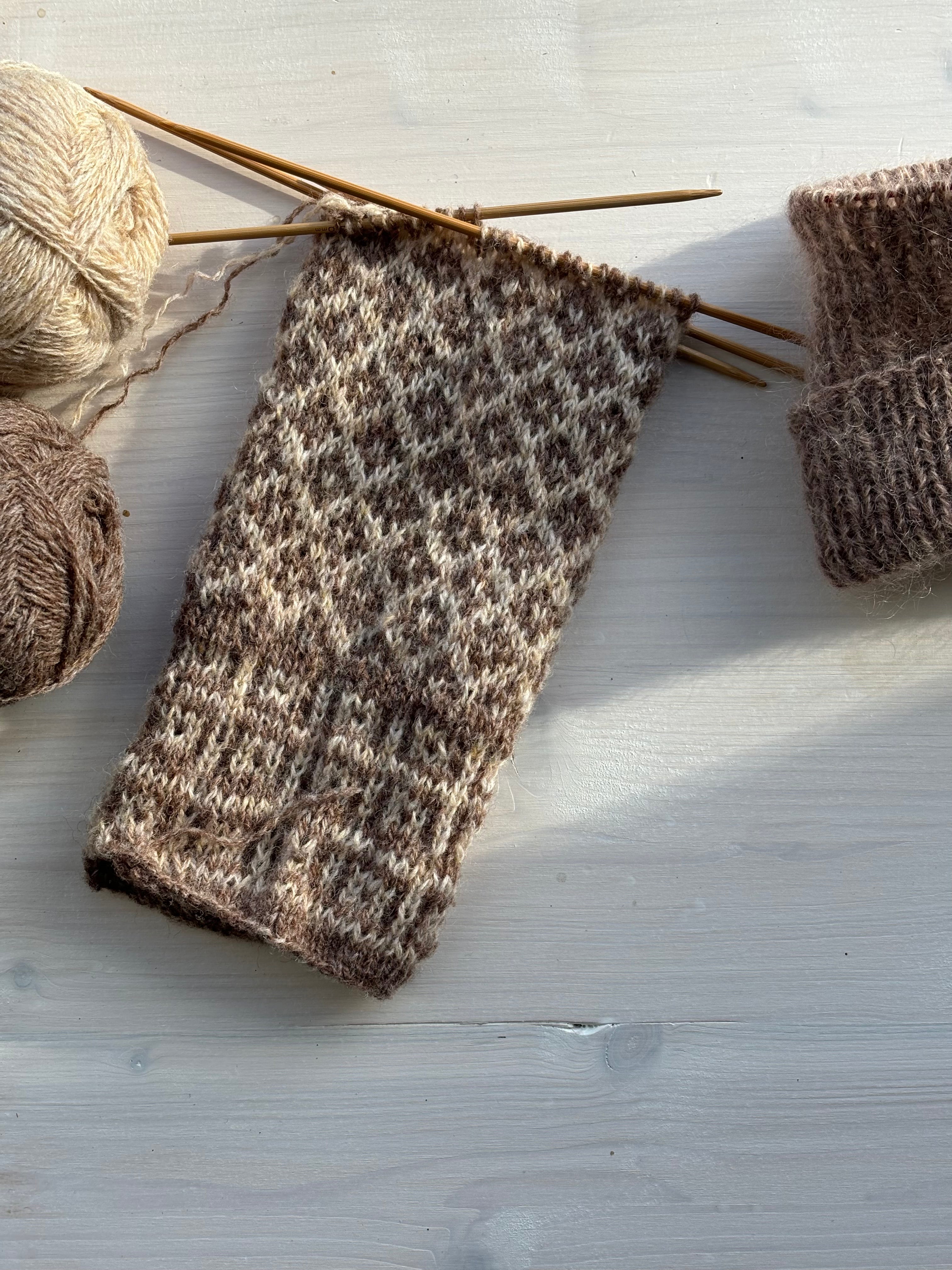 Matilda Mittens - PDF pattern in English