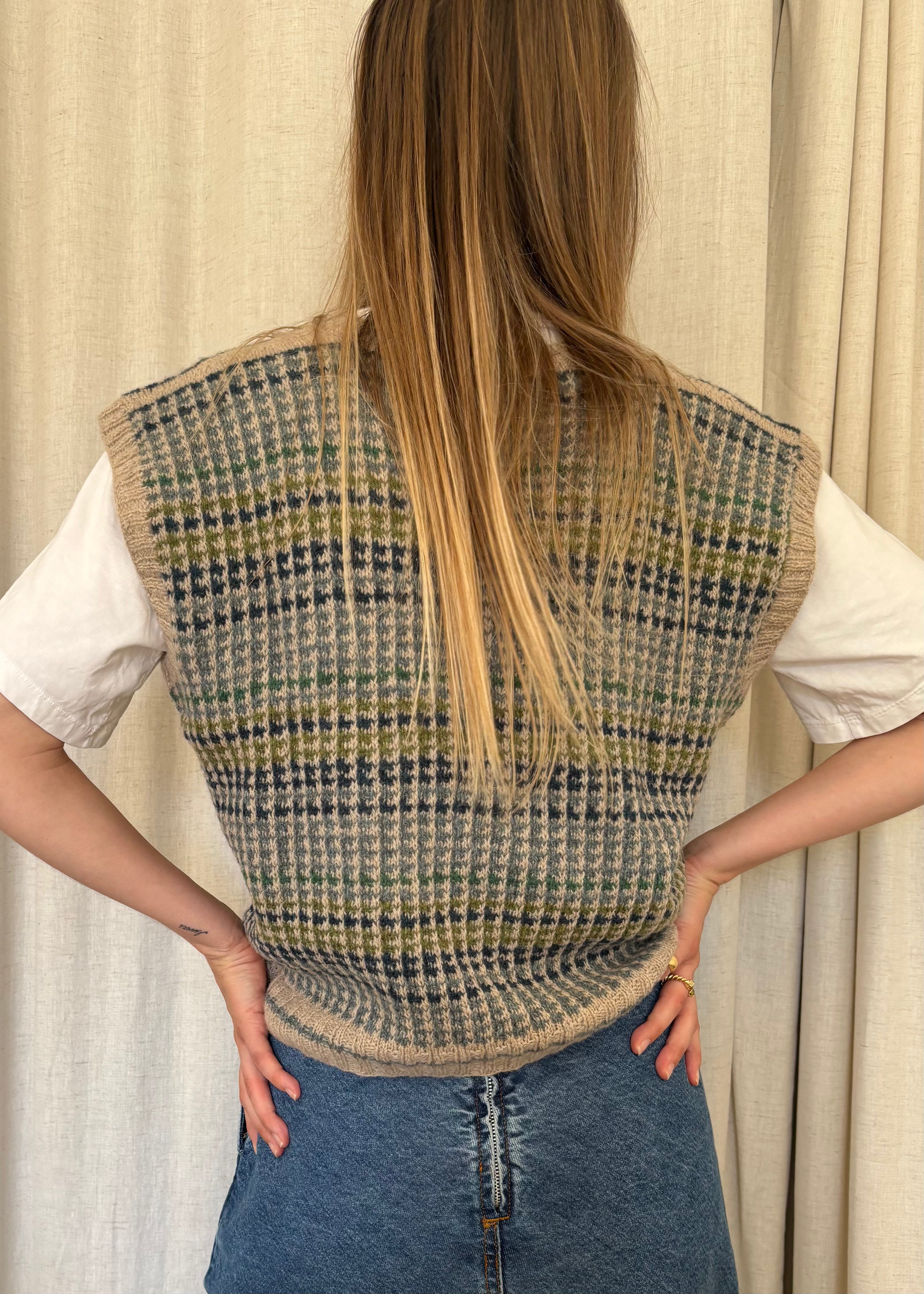 Biches & Bûches no. 68 - pdf pattern in English