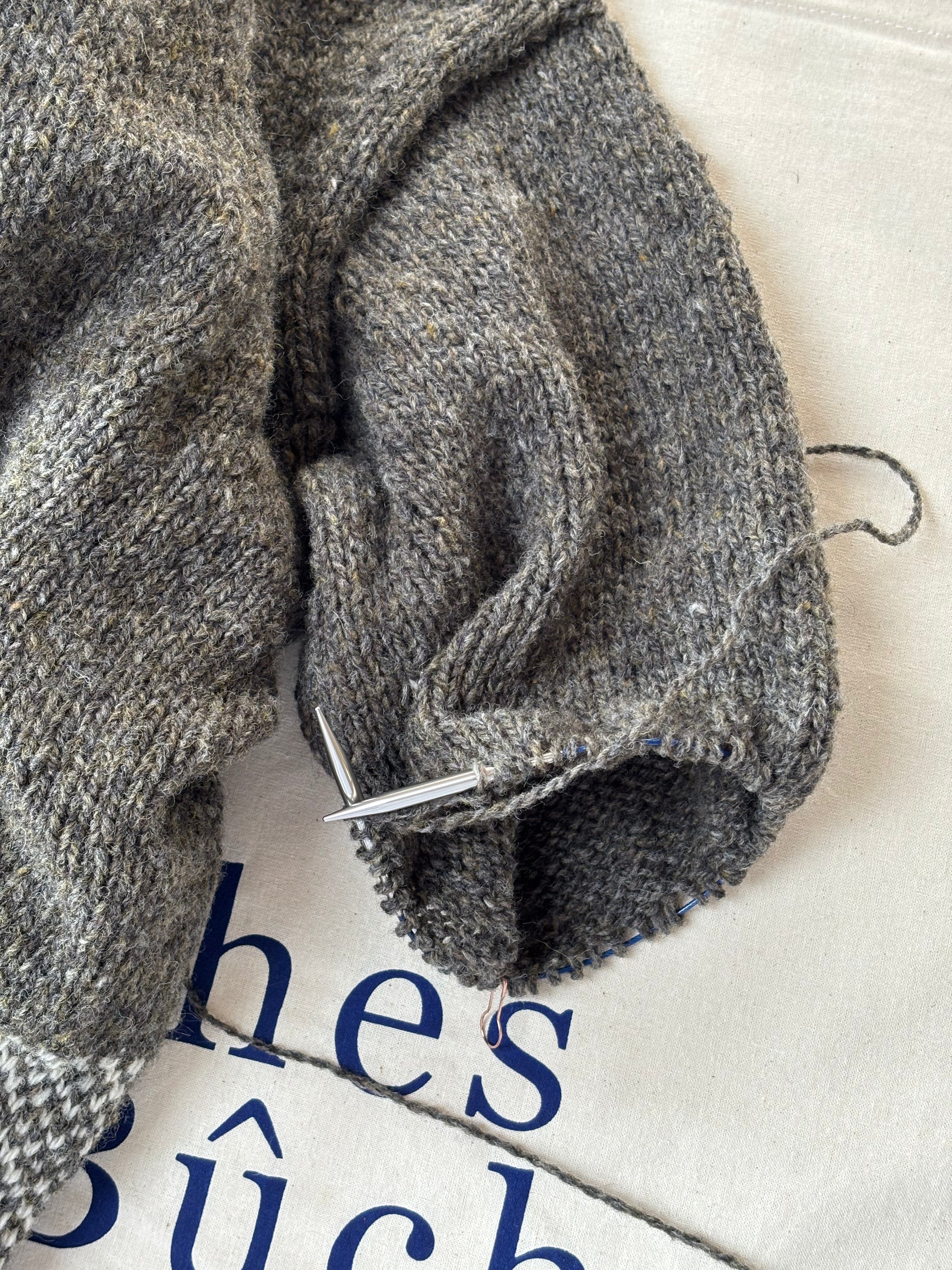The Knitting Needles Set for sleeves by ChiaoGoo