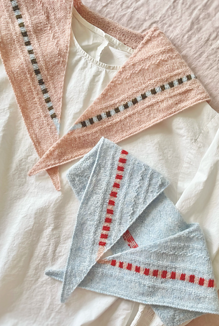 Edelweiss Scarf by Yun Jeong