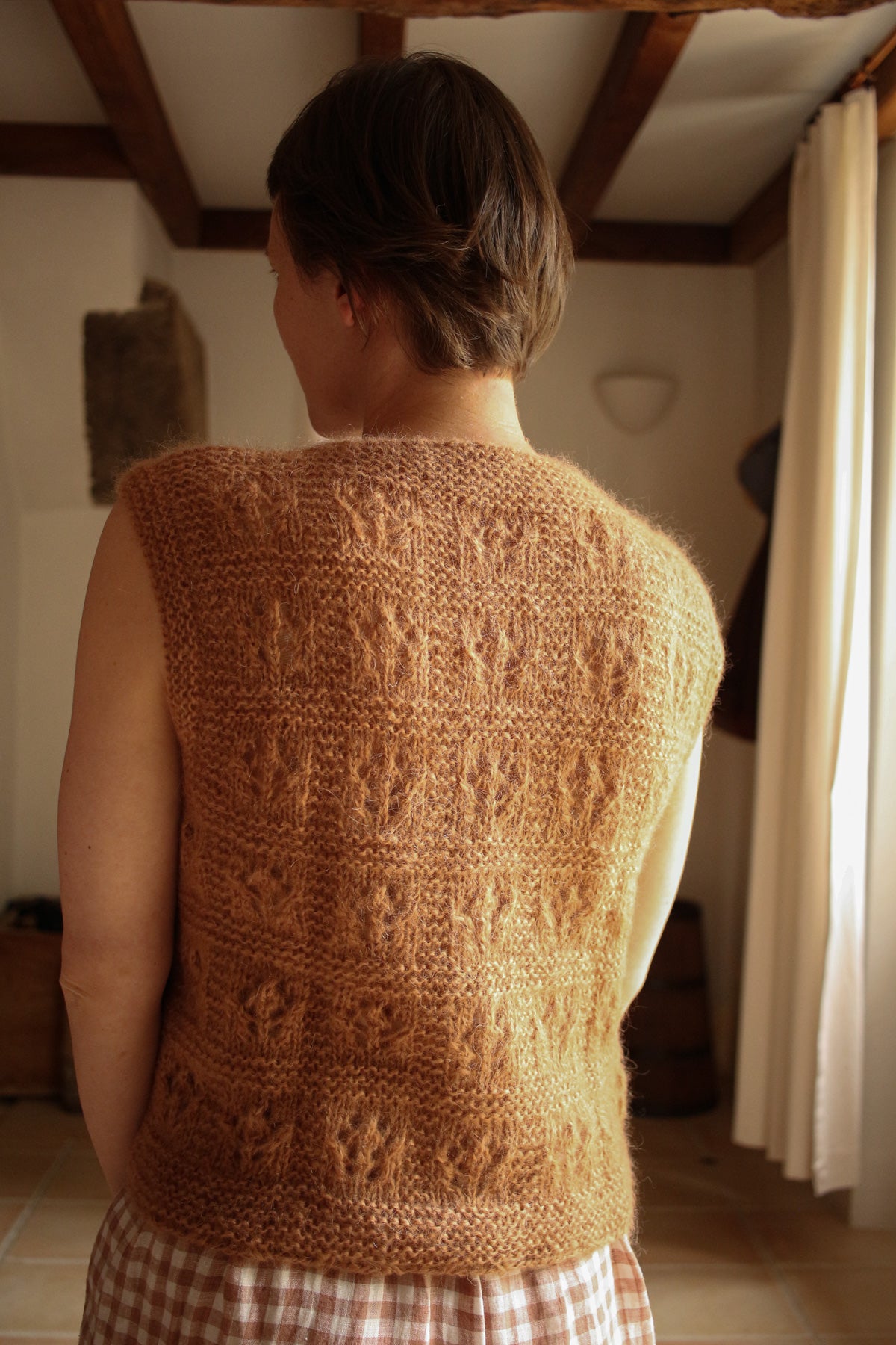 Floks Vest by Teti Lutsak