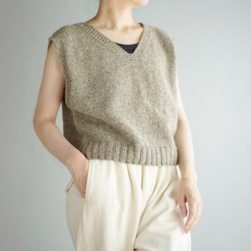 Garter Edge Vest by Noriko Ichikawa