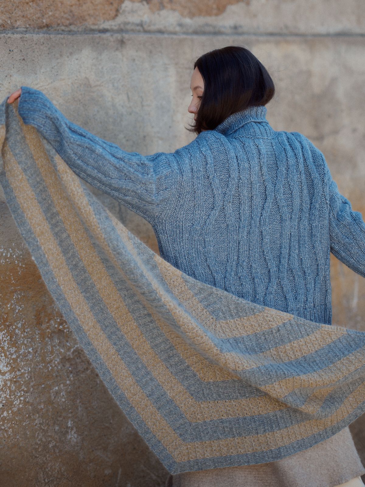 Limina Shawl by Inese Sang