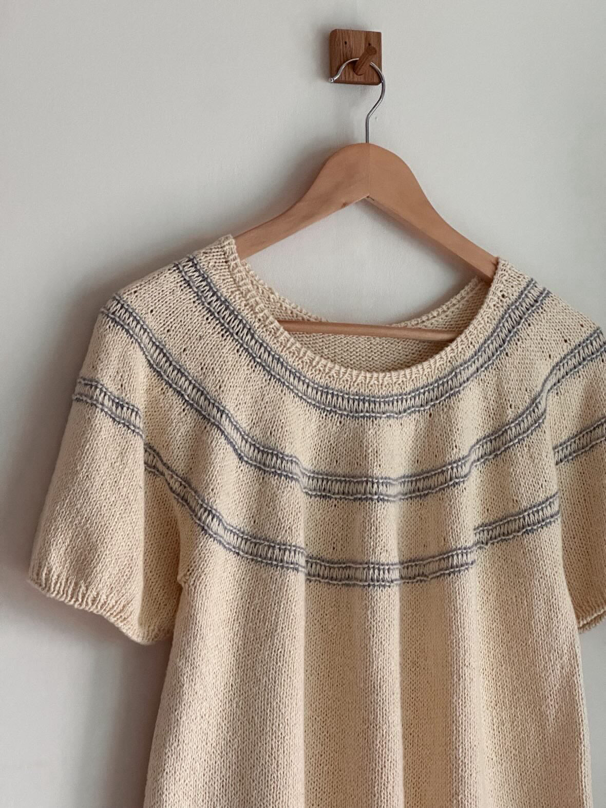 Merry Drop Round Tee by Soop Knits