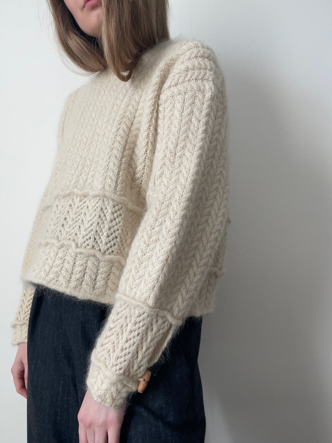 jeol sweater (english) – AEGYOKNIT