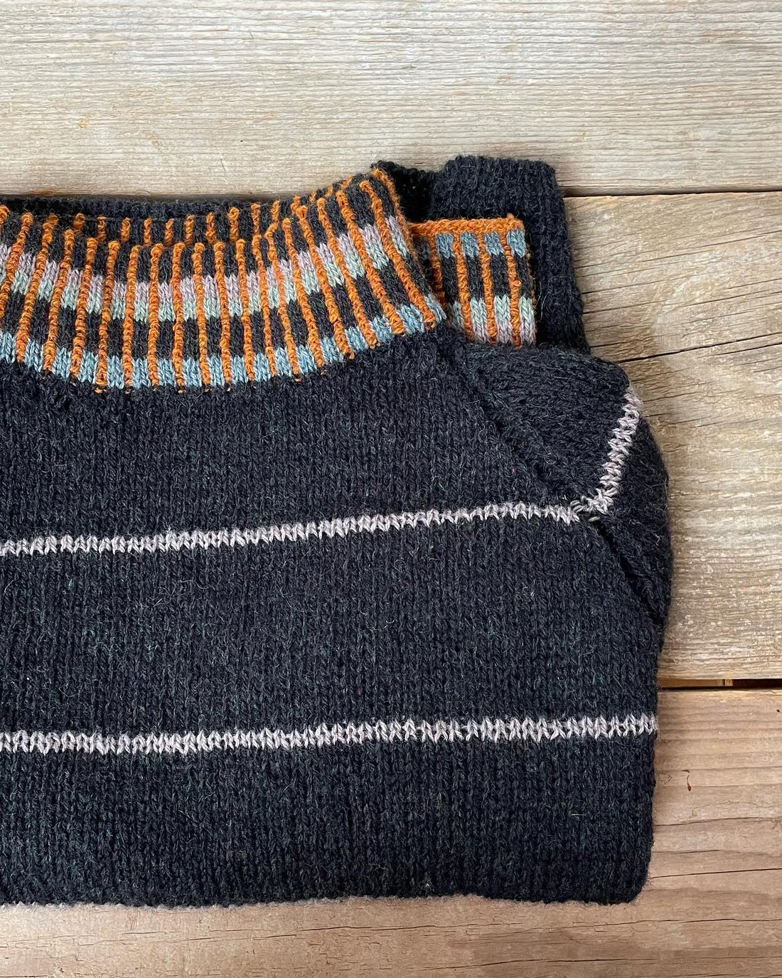 Biches & Bûches The Selenite Sweater - pdf pattern in English